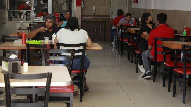 Restaurantes de Culiacán resisten para seguir operando, pese a crisis de seguridad: Canirac