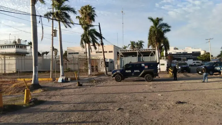 La Secretaría de Seguridad Pública de Sinaloa informó de cambio de director del Penal de Aguaruto, ubicado en Culiacán.