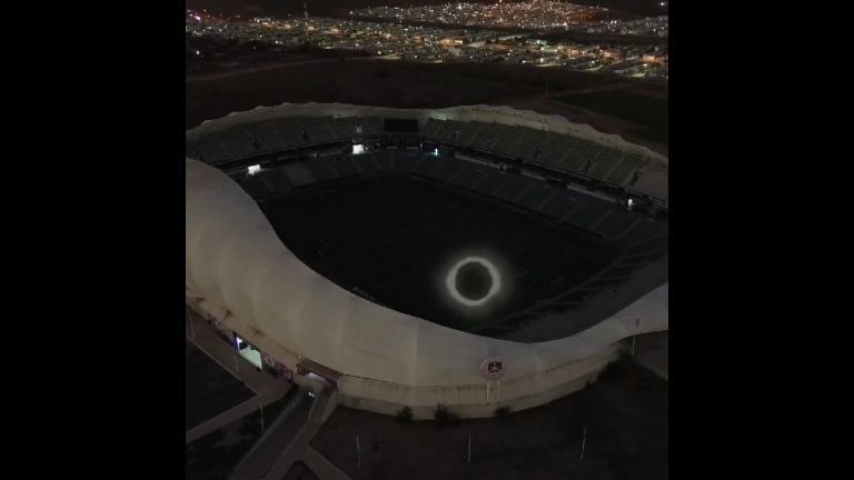 Mazatlán FC publicó espectaculares videos del eclipse en el Estadio El Encanto.