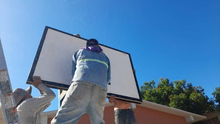 Inicia reparación de tableros en la zona rural de Mazatlán