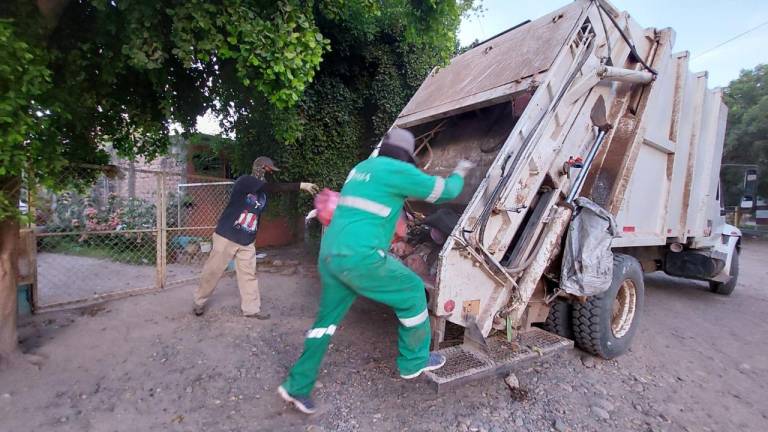 Ayuntamiento de Guasave cotiza camiones recolectores de basura