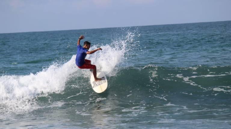 $!Harán en Mazatlán selectivo rumbo a los Juegos Nacionales de Surfing