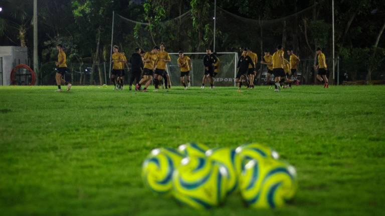 $!“Queremos generar futbolistas con identidad”: Marco Marroquín