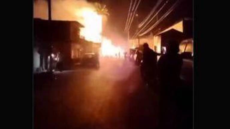Explosión frente a la Comandancia de la Policía Municipal de Ojocaliente, Zacatecas.