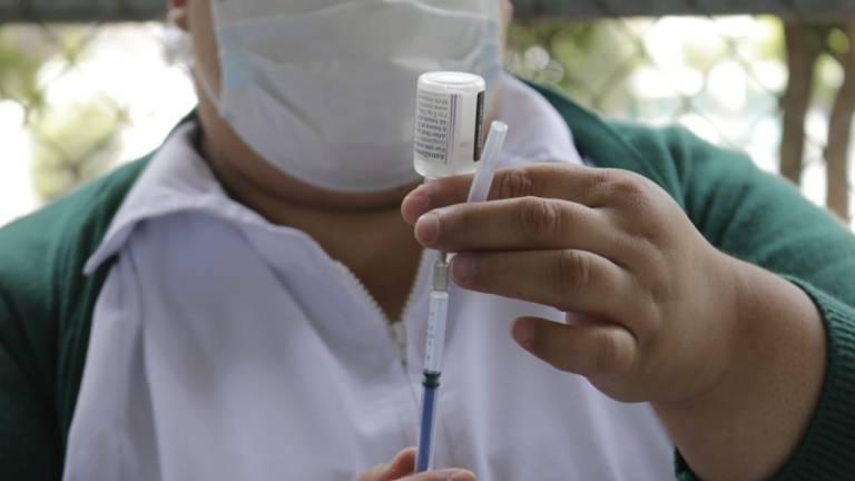 Las jornadas de vacunación contra el Covid-19 continúan en Sinaloa.