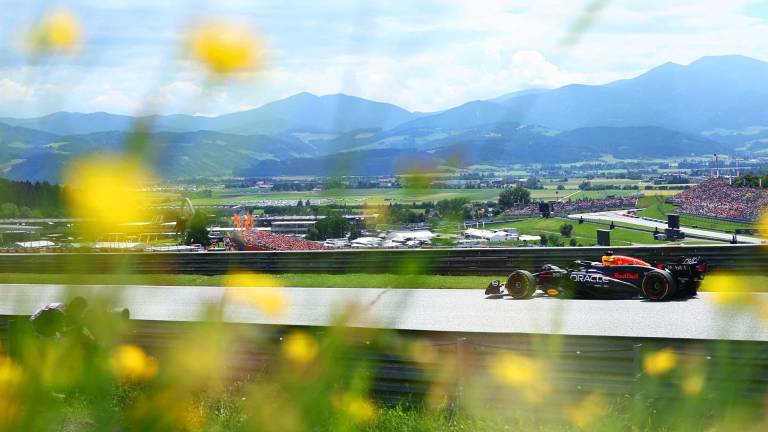 Max Verstappen se queda con la pole para la Sprint.