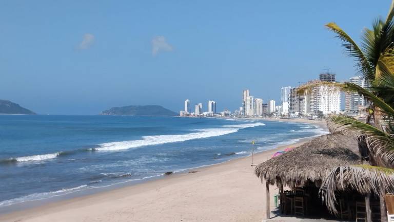 A causa de una nula nubosidad en los cielos, el día se mantuvo soleado y por momentos con un ambiente sofocante.