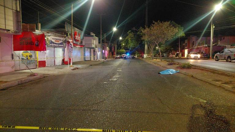 Mujer muere atropellada en la Colonia Emiliano Zapata, en Culiacán