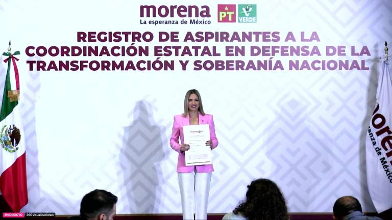 Estrella Palacios Domínguez, formalizó este sábado su registro en el proceso interno de Morena para la Coordinación Estatal de la Defensa de la Transformación y la Soberanía Nacional en Sinaloa.