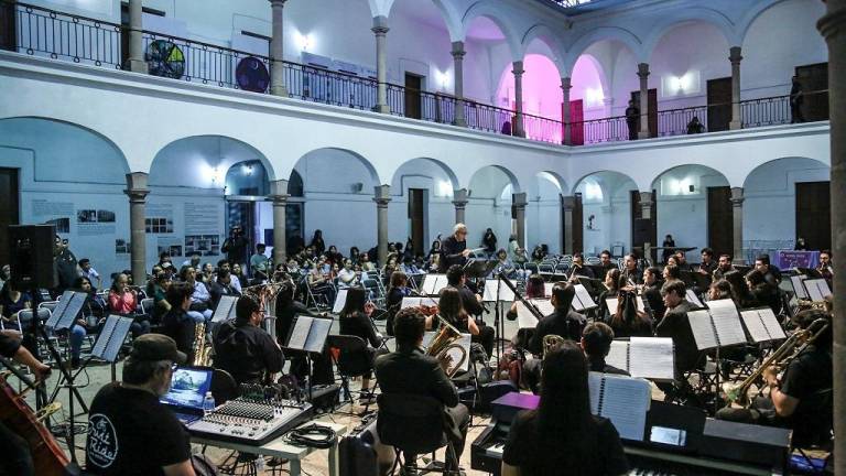 La Banda Sinfónica Juvenil del Estado se unió a la celebración del 32 aniversario del Museo de Arte de Sinaloa.