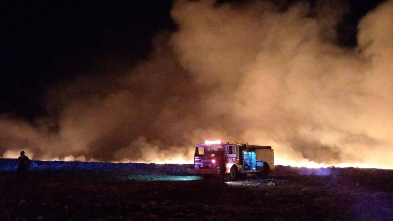 De acuerdo a pobladores de la Colonia Bicentenario, asentamiento aledaño al basurón, el incendio inició a las 17:00 horas.