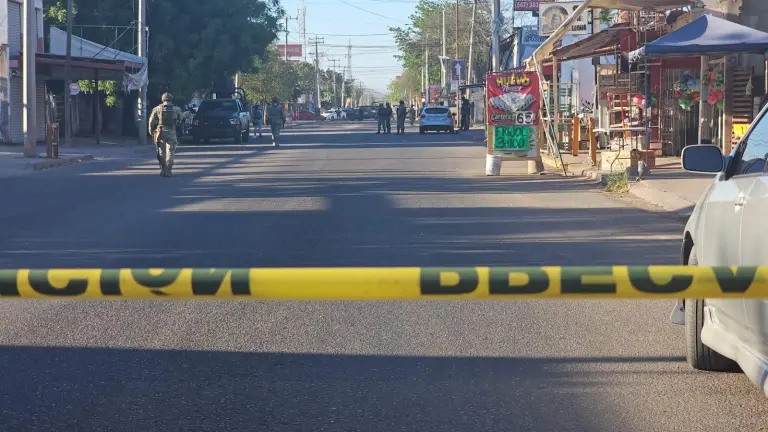 Un ataque armado en una carpintería en Culiacán dejó un hombre muerto y dos heridos.