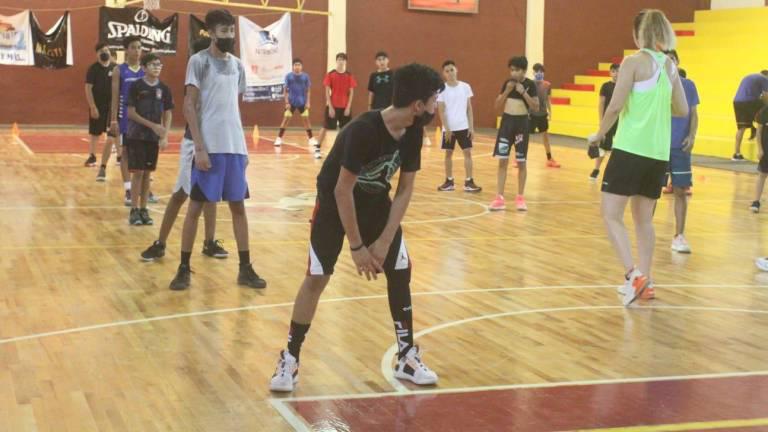 Alistan Campamento Decembrino de Baloncesto, en Colegio SAM