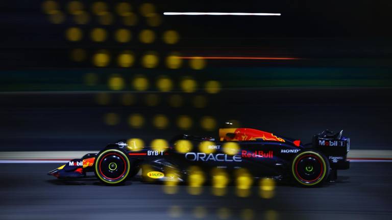 Verstappen domina primer día de pruebas de pretemporada de la Fórmula 1