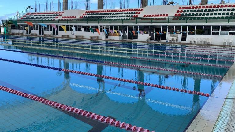 A la alberca olímpica de Mazatlán se le instalaron 508 butacas.