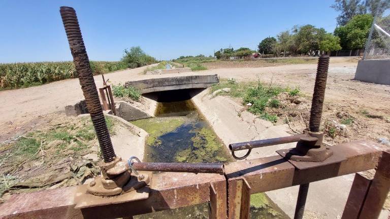 Canal de riego en el norte del estado.