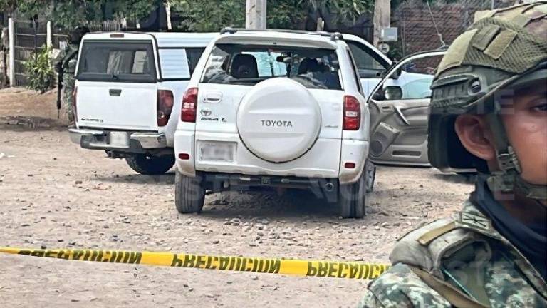Una riña entre automovilistas termina en persecución; ambos fueron detenidos en Culiacán.