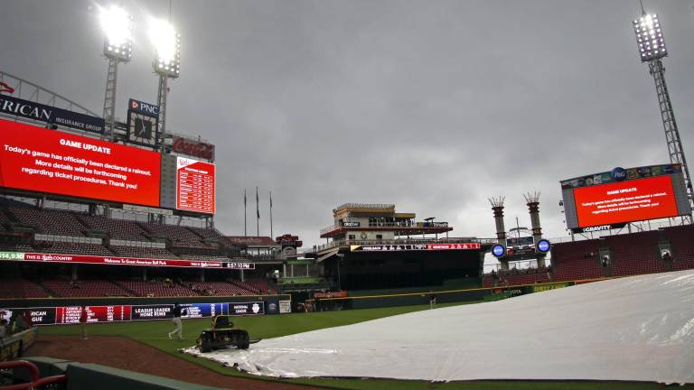 El Great American Ball Park de Cincinnati fue uno de los afectados por el mal clima en Estados Unidos.
