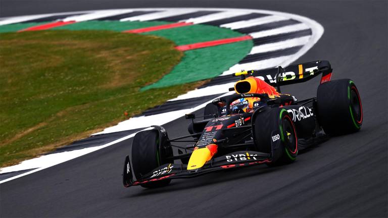 Checo Pérez termina séptimo en segunda práctica del Gran Premio de Gran Bretaña