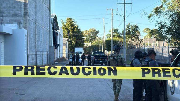 El adolescente se encontraba paseando sobre su unidad de dos ruedas cuando sujetos desconocidos lo agredieron a disparos.