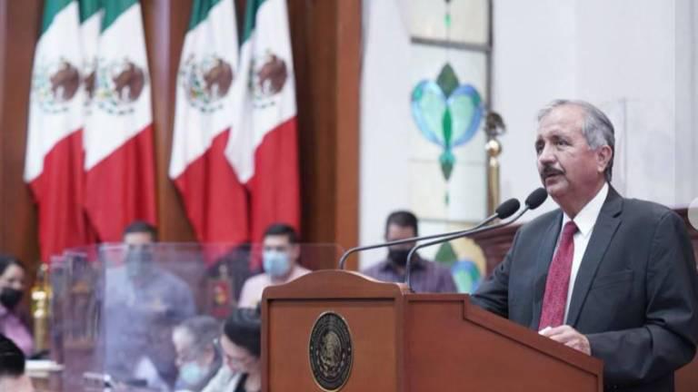 Compara Estrada Ferreiro a Gobierno y Congreso del Estado con ‘perros rabiosos’; acusa amenazas contra su abogado