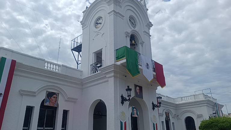 El Gobierno de Escuinapa confirma que sí habrá verbena y Grito de Independencia este martes.