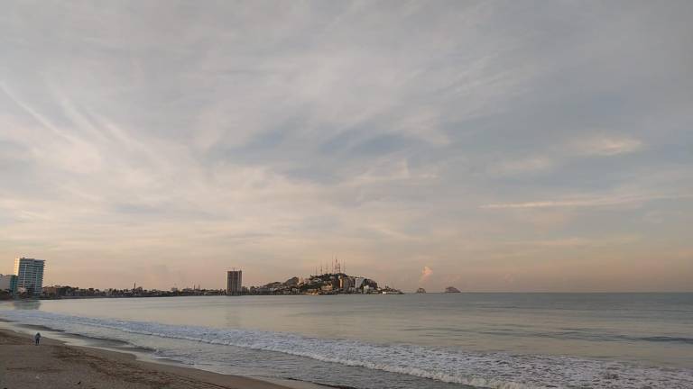 Aunque el otoño ya se instaló en México, en Sinaloa se pronostican todavía temperaturas de verano.