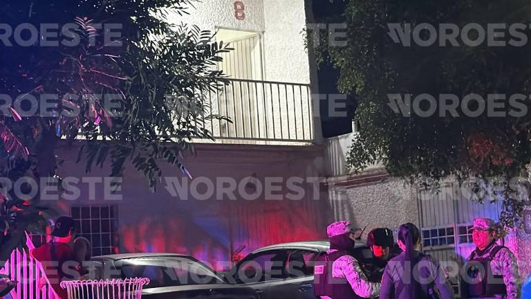 Las autoridades confirmaron que la afectada fue trasladada por medios particulares hacia un hospital de la ciudad para recibir atención médica.