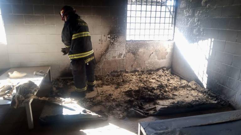 Bomberos sofocaron un conato de incendio en el Centro de Internamiento de Adolescentes.