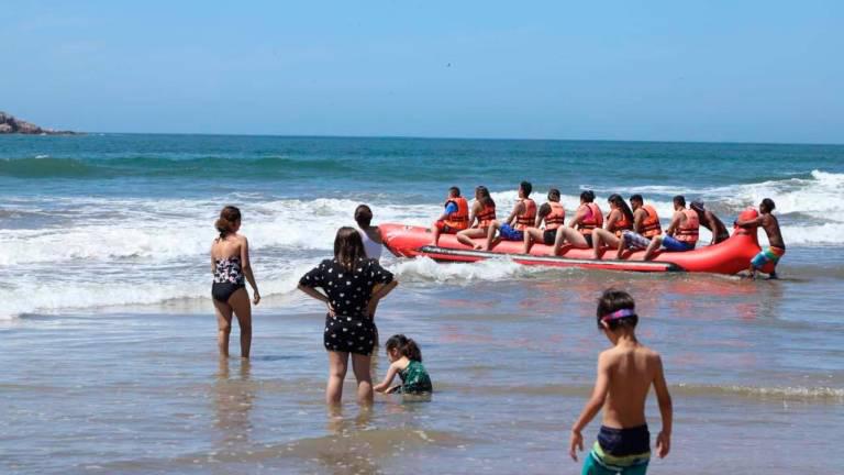 EU vetó 30 de 32 entidades de México, revela AMLO; pero turistas siguen viniendo