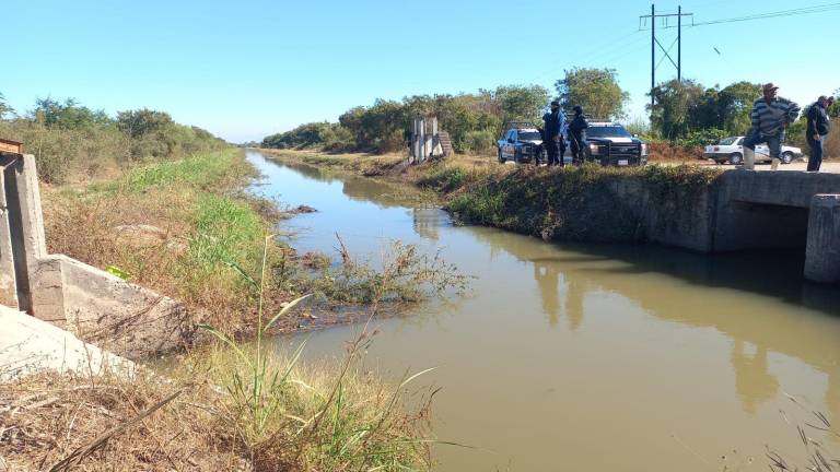 Un cuerpo fue encontrado flotando en un canal de riego, en el municipio de Elota.
