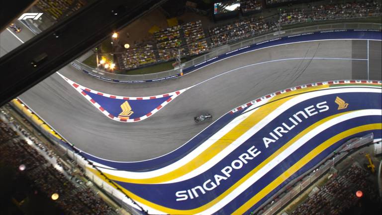 Mercedes vuelve al frente de la parrilla.