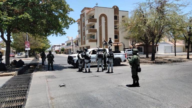 Elementos de diferentes corporaciones policíacas realizaron operativo este lunes en el sector La Campiña
