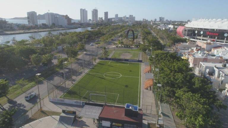 La cancha del Kilómetro Cero fue una de las beneficiadas.