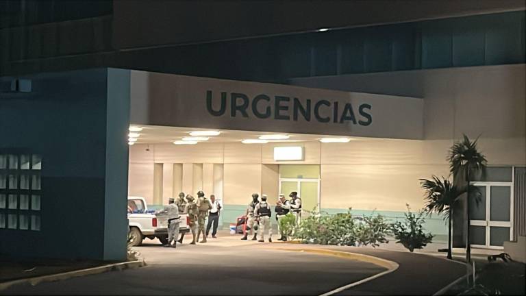 Un menor de 14 años fue ingresado a urgencias después de ser atacado a balazos en Loma de Tamazula, en Culiacán.