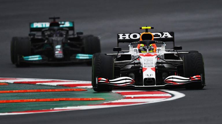 Checo Pérez sube al podio en el Gran Premio de Turquía