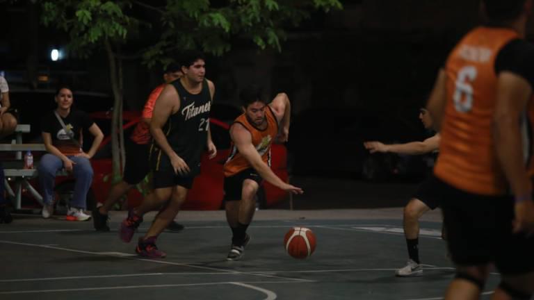 Sucumbe Total Play en Baloncesto de Casa Hogar