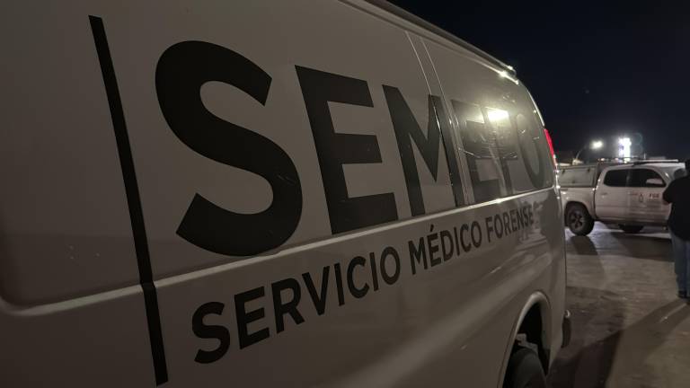 Elementos de la Fiscalía General del Estado realizaron las diligencias tras el accidente.