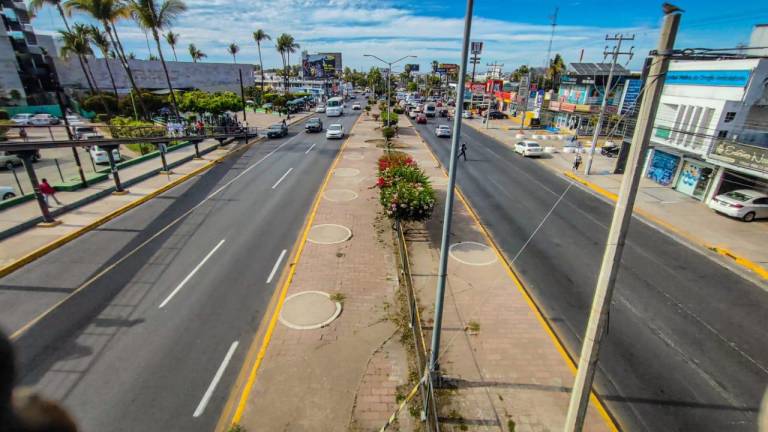 Instalarán boyas delimitadoras para carril preferencial en Mazatlán