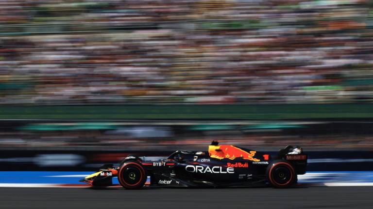 Checo Pérez arrancará cuarto en el Gran Premio de México; Verstappen se lleva la pole