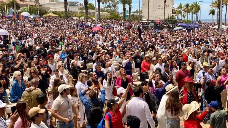 $!Eclipse Solar: A un año de que Mazatlán se convirtió en el centro del planeta