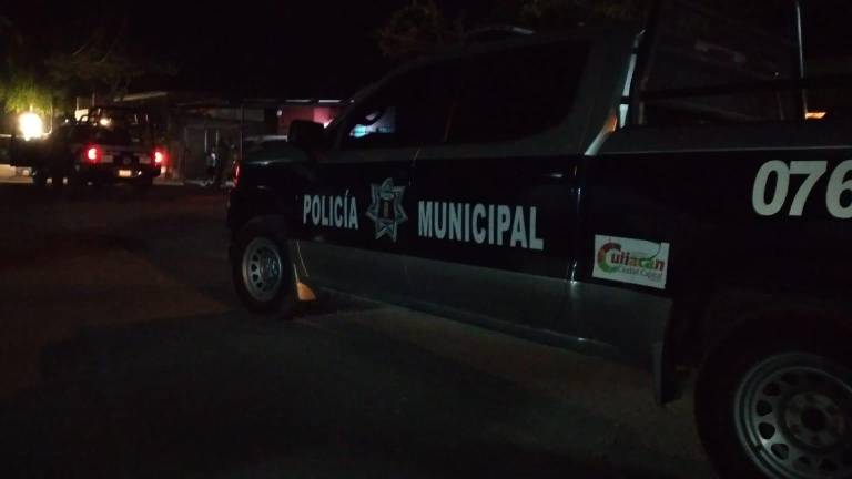 Hieren a hombre con arma blanca en presunto pleito familiar en Culiacán