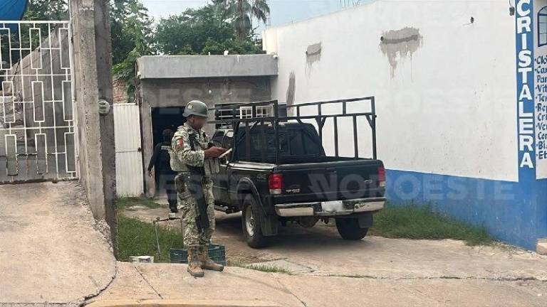 Policía Estatal y Ejército atienden reporte de ataque armado dentro de una vivienda.