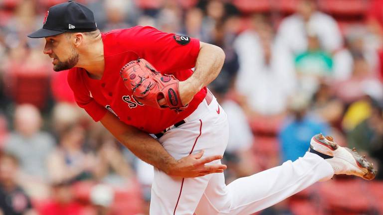 Nathan Eovaldi deja a los Medias Rojas para lanzar, ahora, con los Rangers.