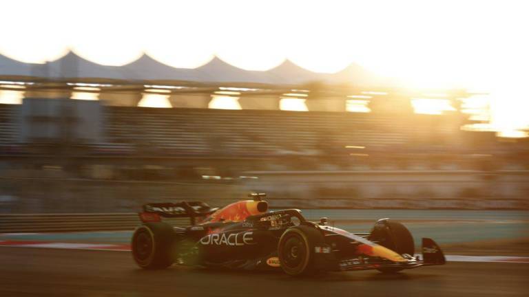 Checo Pérez, dentro de los primeros cinco en las prácticas libres del Gran Premio de Abu Dhabi