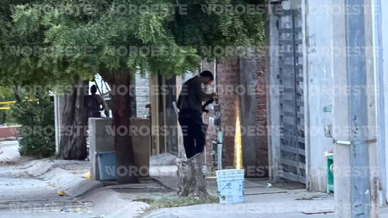 Policías y elementos del Ejército atendieron el ataque de este jueves en la Calle Montevideo, en el Fraccionamiento Valle Bonito.