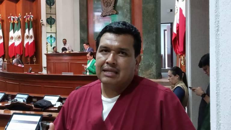 Congreso no llamará a suplente de Martín Vega por ausencias por problemas de salud