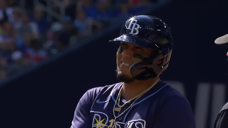 Isaac Paredes impulsó cuatro carreras.