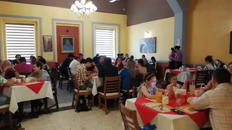 Proyecta Canirac restaurantes llenos este Día de San Valentín 2025