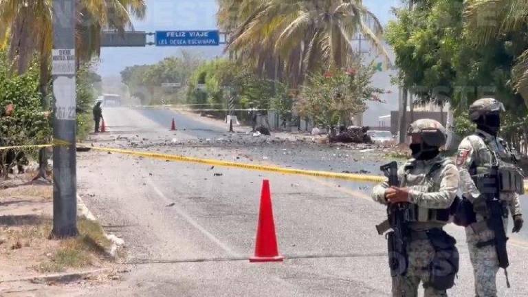 La SSPE reportó un vehículo destruido y una tienda vandalizada tras hechos violentos esta madrugada en Escuinapa.